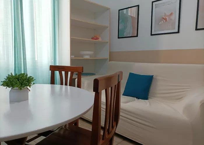 Sea 1 * 迪亚诺马里纳