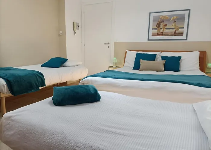 Sea 1 * 迪亚诺马里纳